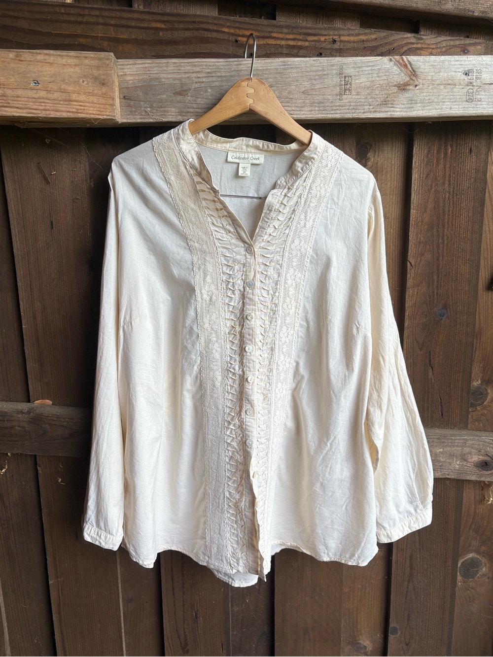 Coldwater Creek Ivory Floral Lace Trim  Pleated Long Sleeve